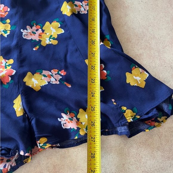 Kimchi Blue Maddie Plunging Tie-Front Romper - Picture 14 of 14